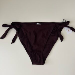 Shade & Shore Low Rise High Leg Cheeky Bikini Bottom. Size X (14-16)